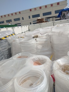 出售石英玻璃和硅料