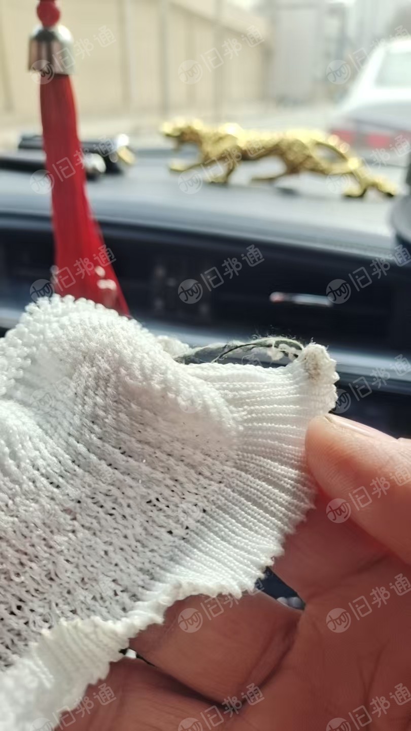 长期出售白色涤纶废布，涤纶边角料，现货40吨左右