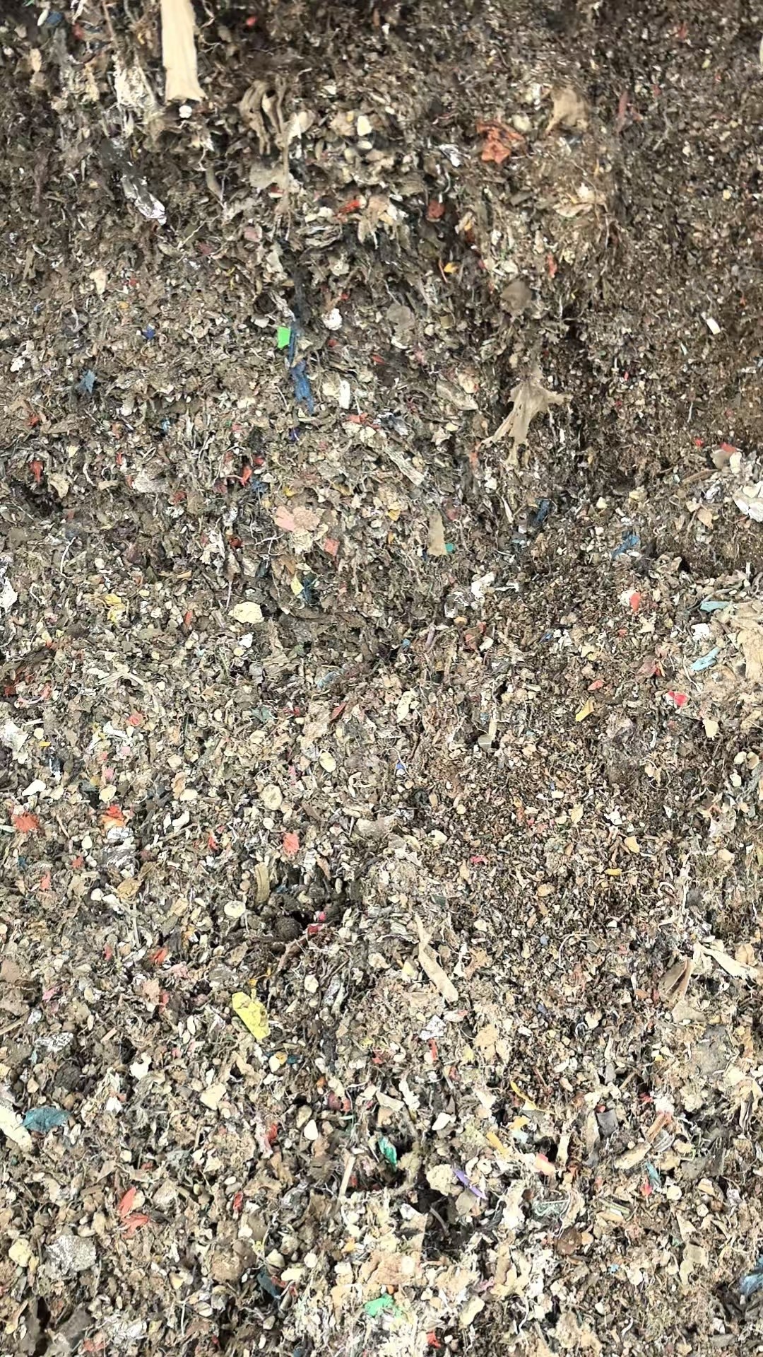 长期出售杂橡胶燃烧料,热值3千到5千的都有