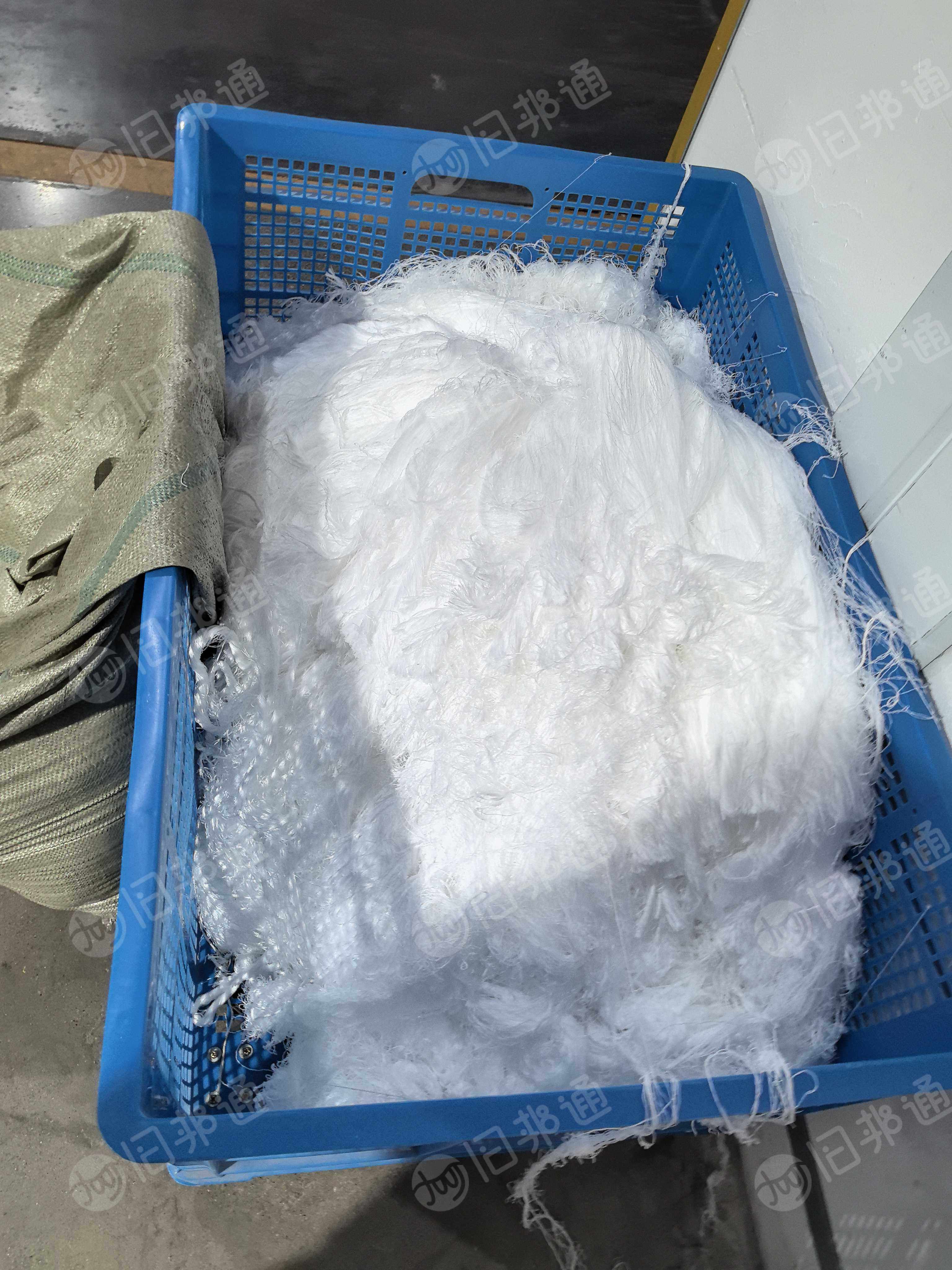 长期出售白色涤纶废丝，涤纶低弹丝，75-150D，货在江苏苏州
