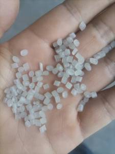 出售特级高压颗粒,缠绕膜颗粒,过两张100目,可以注塑拉改性吹膜