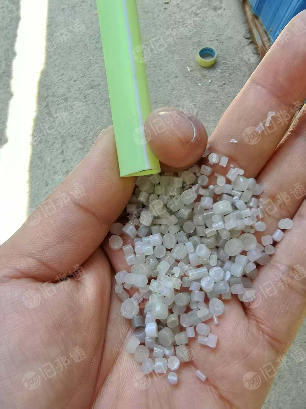 出售珍珠棉颗粒，二白，月供20吨