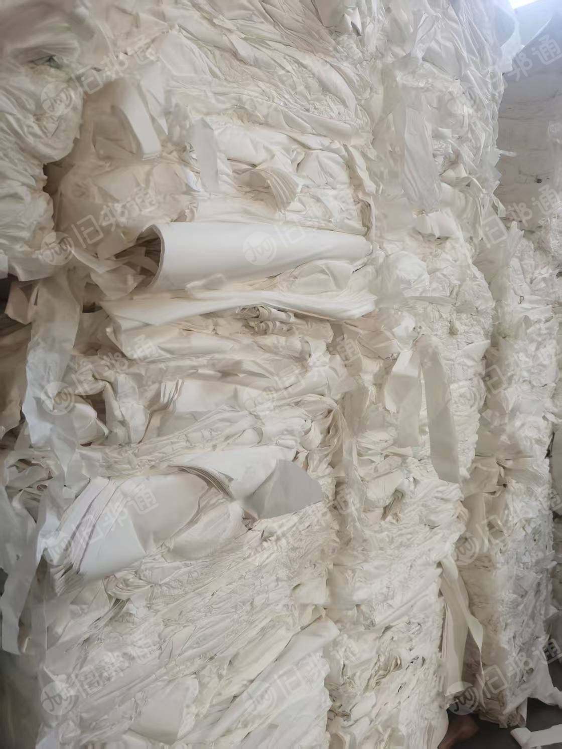 出售白色蛋糕纸，原木纯针叶食品级别，白度82，微湿强