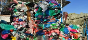 求购高压杂膜，花膜料，月需200吨