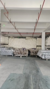 长期出售本白奥粒绒，幅宽190，克重180，现货2000匹，货在浙江绍兴