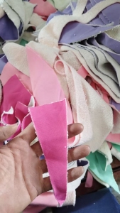 长期出售各种化纤布，造粒布，废布料