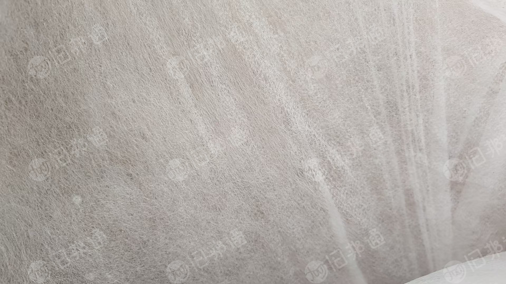 大量出售白色无纺布，无纺布边角料，货在甘肃武威