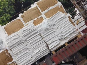 出售低压PE单涂层锂电池膜，纯单涂层隔离膜，现货100多吨