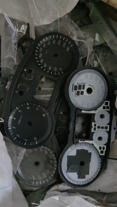 长期出售PC薄片废料，PC仪表盘废料，PC油墨废料