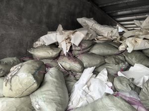 长期出售离型纸废料，不带膜