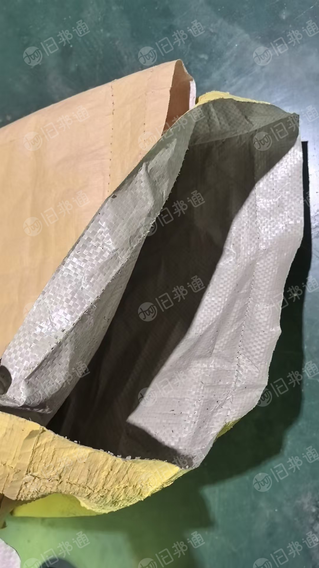 出售二手牛皮纸塑袋，0.25元/条，现货几万个