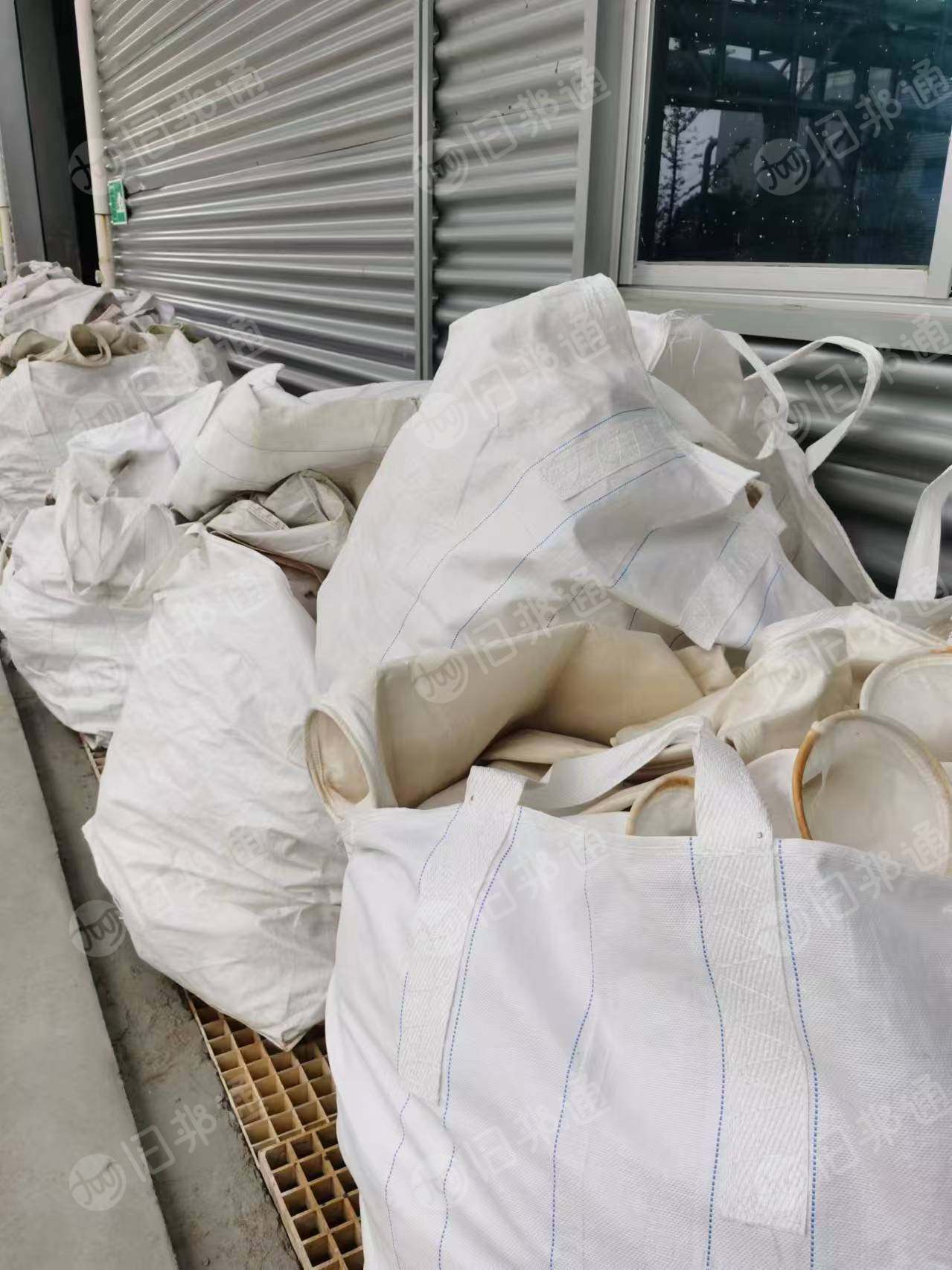 长期出售涤纶除尘袋,涤纶滤布,现货10多吨