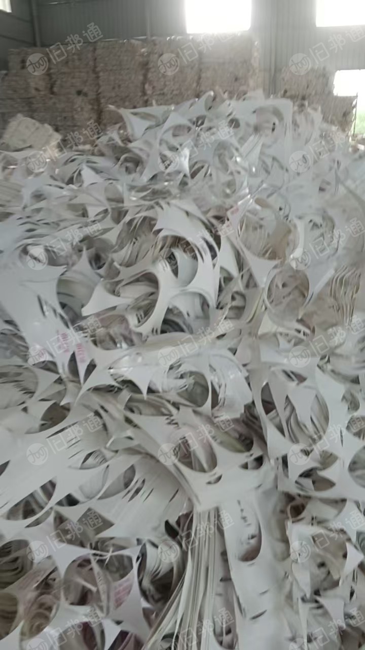 长期出售带膜的白卡纸边角料