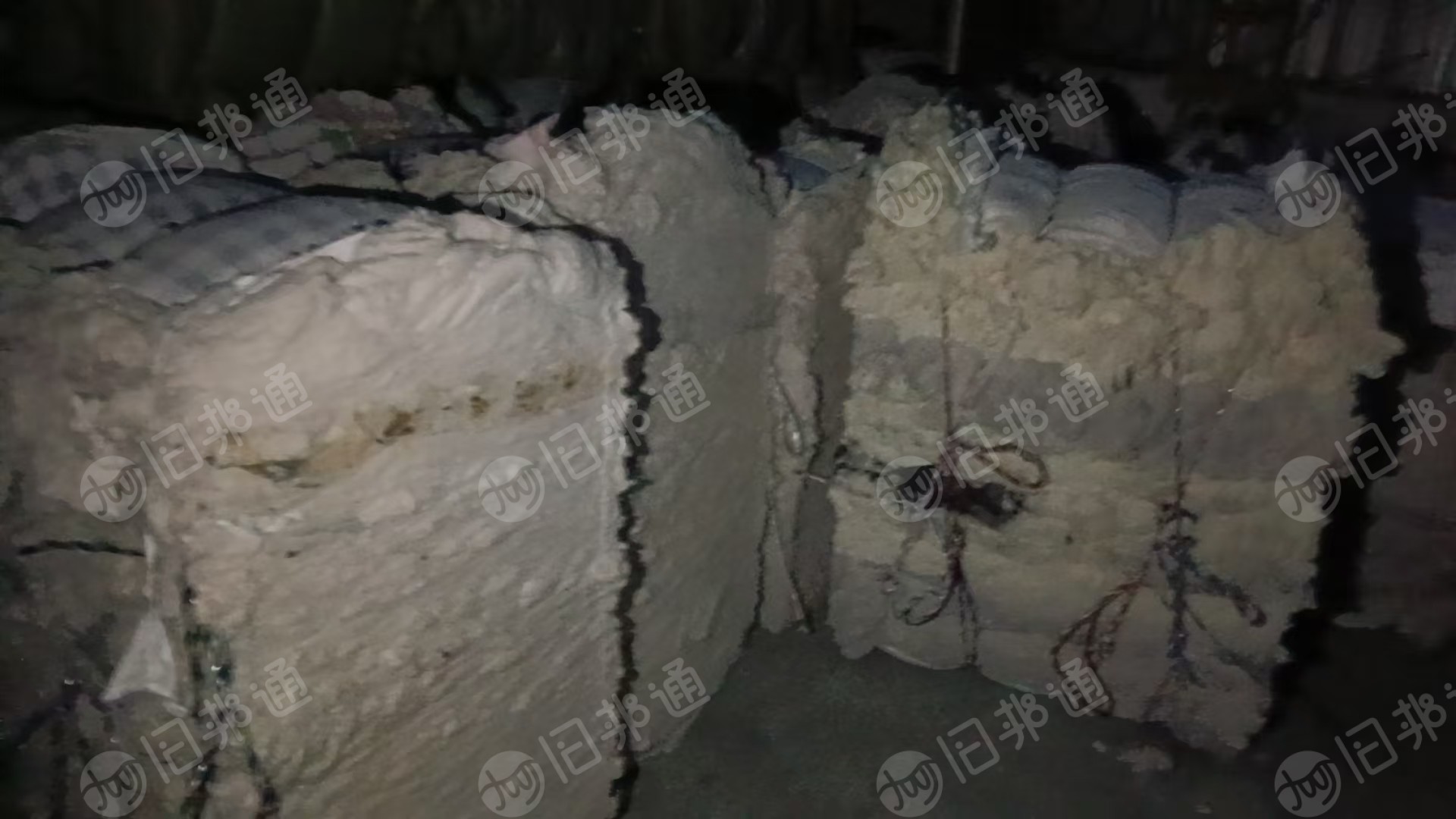 长期出售气流纺下来的废棉,纯棉磨毛料,有白色,灰色,漂白的,漂白的少