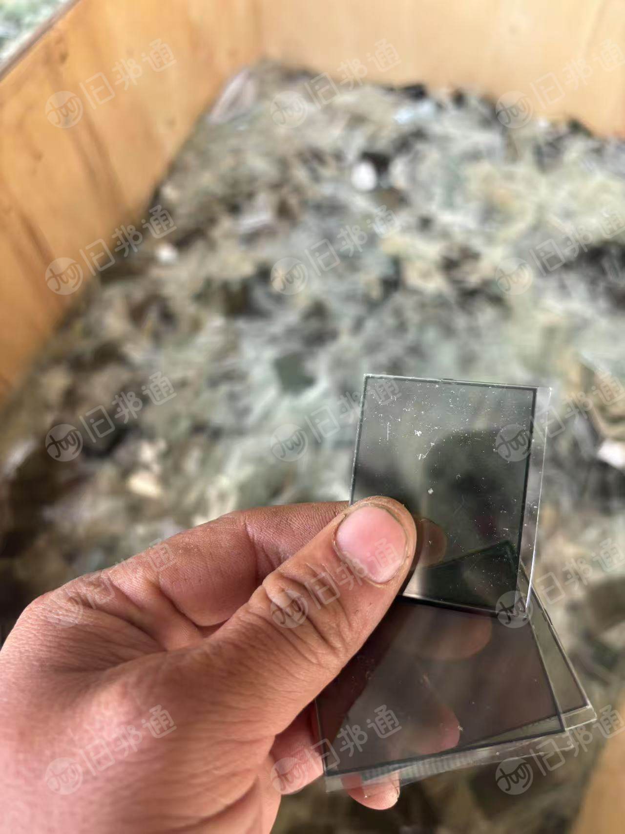 长期出售PET膜，液晶显示屏切下来的废料