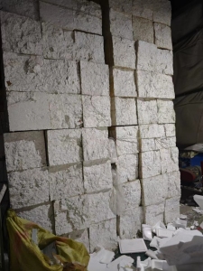 长期出售冷压块，现货20吨左右