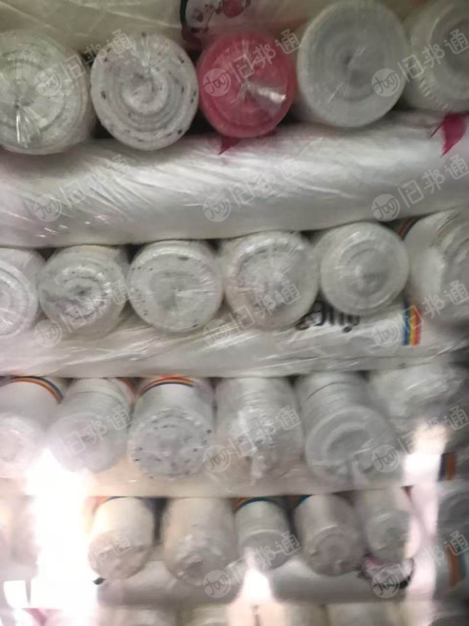 出售一批弹力色丁库存布,现货3吨,厂在浙江台州