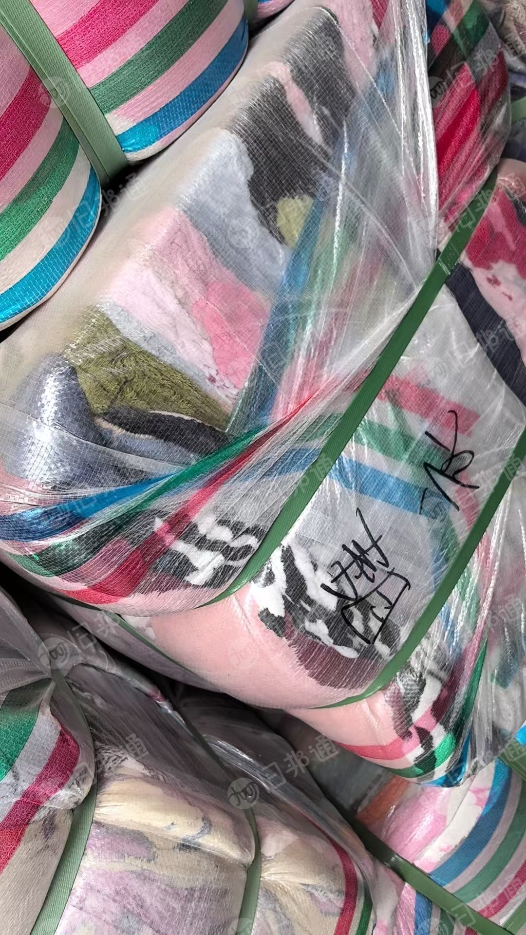 长期出售绒睡衣, 冬装夏装,大白料,现货不多,厂在四川德阳市