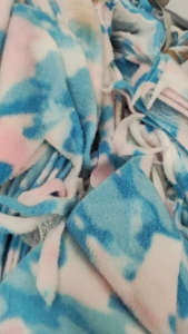 长期出售服装厂下脚料，废布统货，主要是监狱下来的碎布，货在甘肃兰州