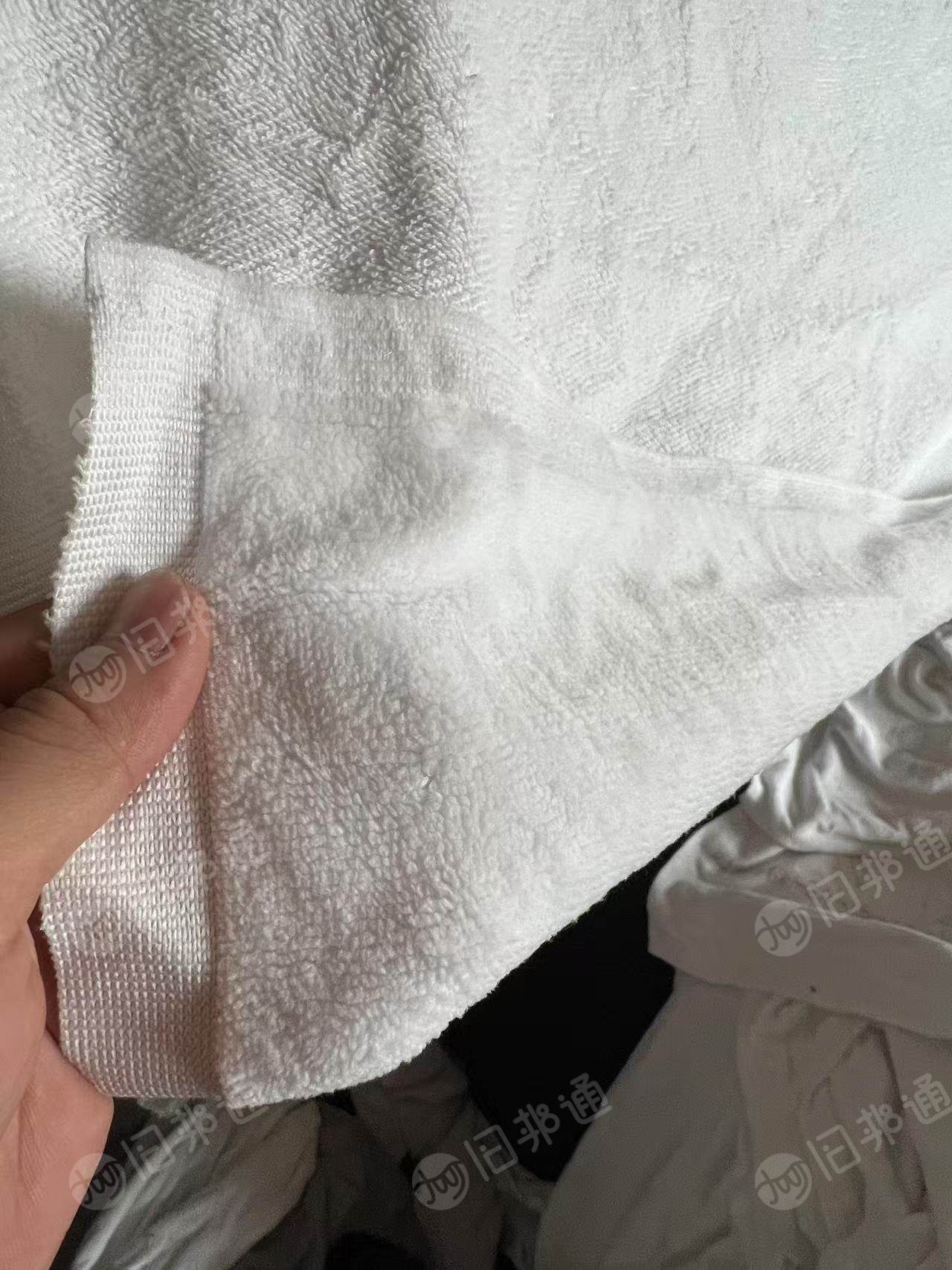 出售白色的半成品浴巾,毛巾,现货二三十吨,货在福建泉州