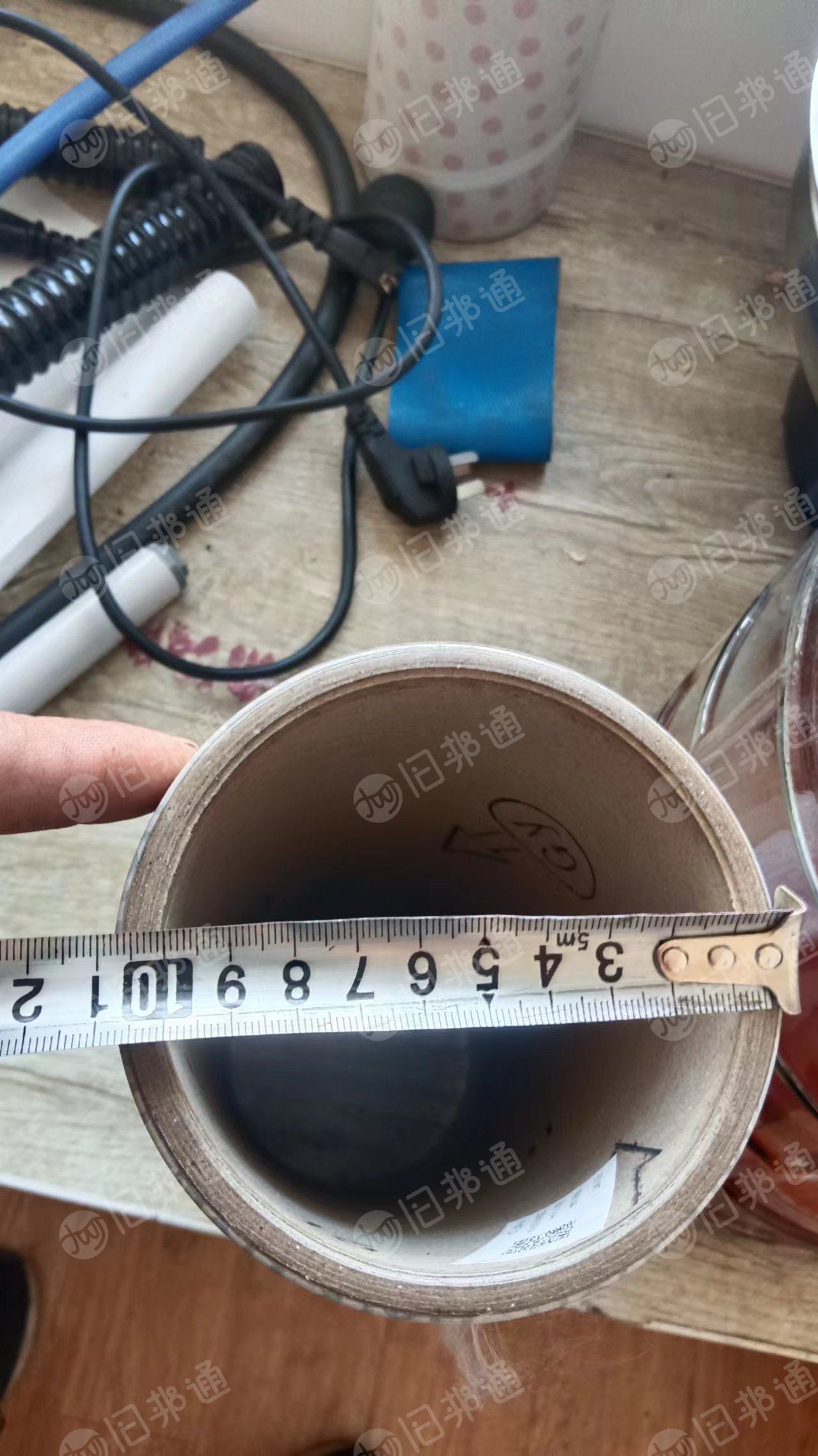 长期出售生产水带下来的纸管,壁厚0.7cm,长度30cm,内径9.3cm,外径10cm,月供二十来吨