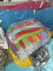 出售PVC玩具边角料,pvc玩具革,月供25吨左右