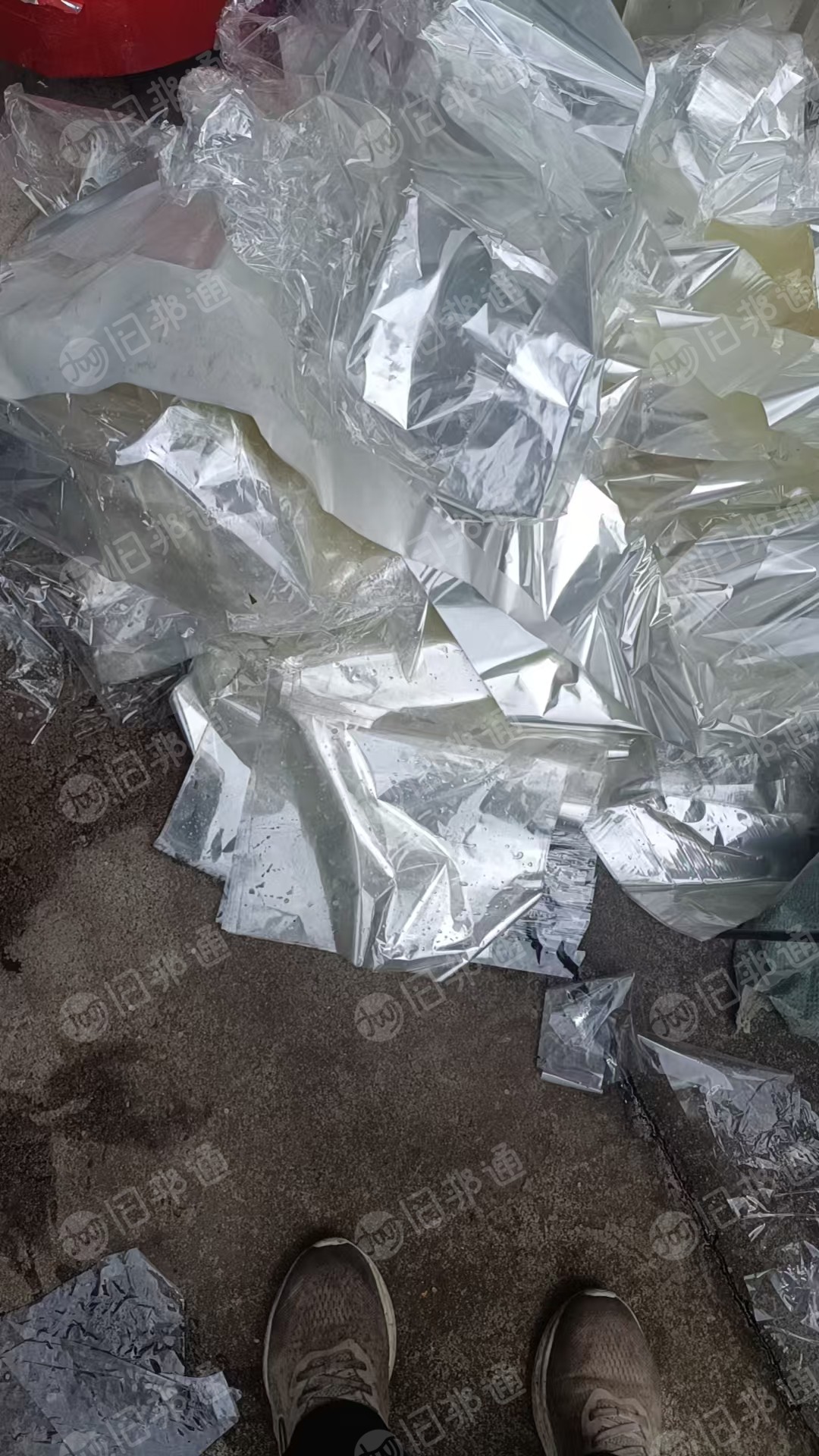 长期出售PET膜废料，无胶PET膜