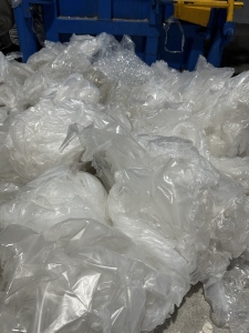 长期出售PE胶水膜废料