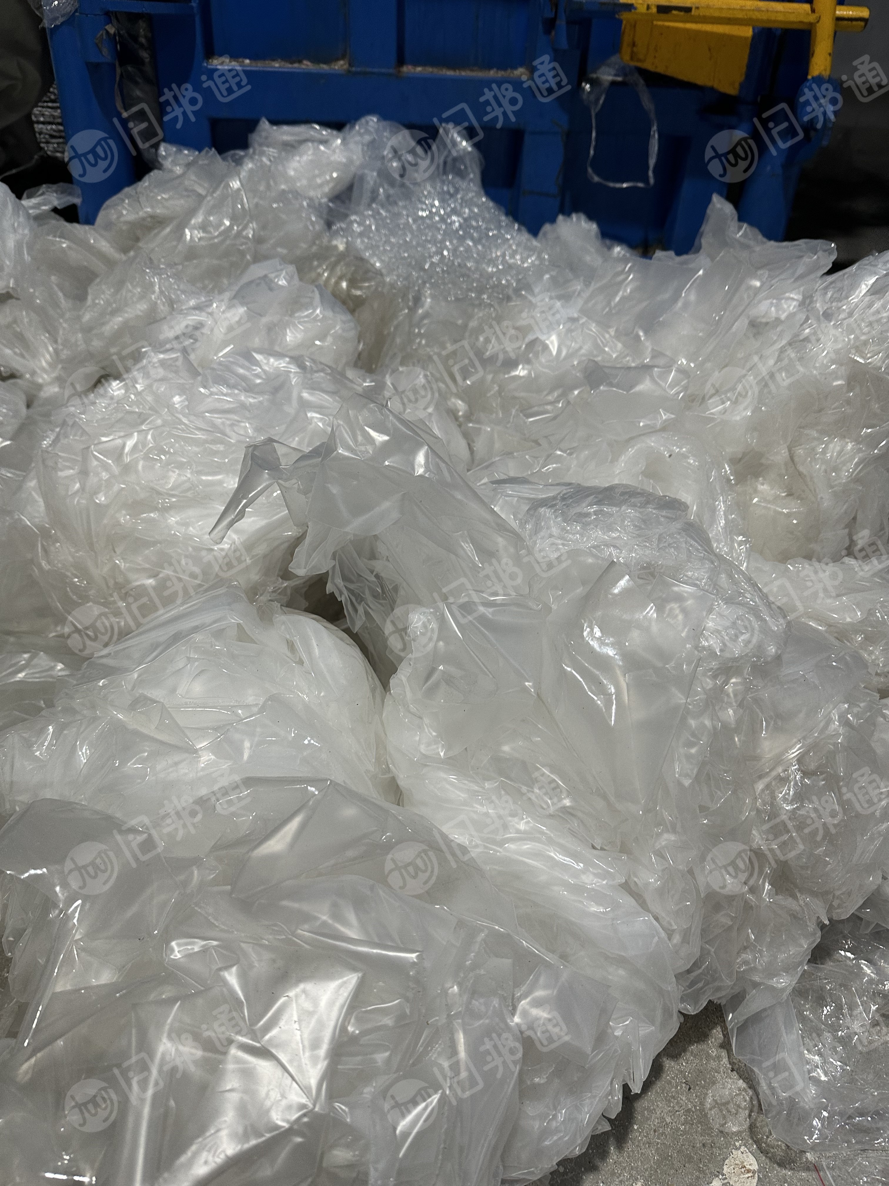长期出售PE胶水膜废料