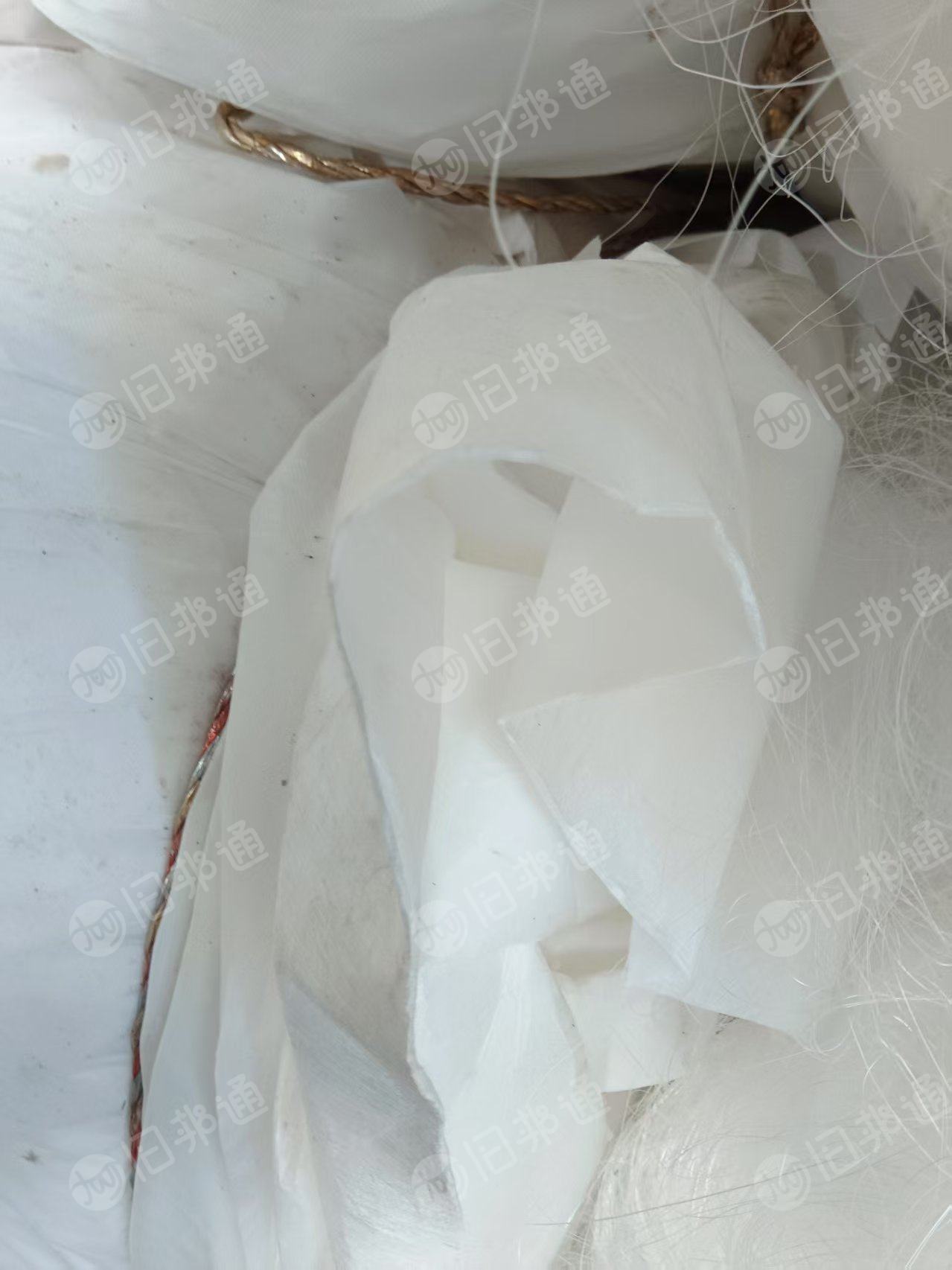 长期出售白色丙纶废丝，丙纶丝，PP废丝，月供20吨，货在山东济南