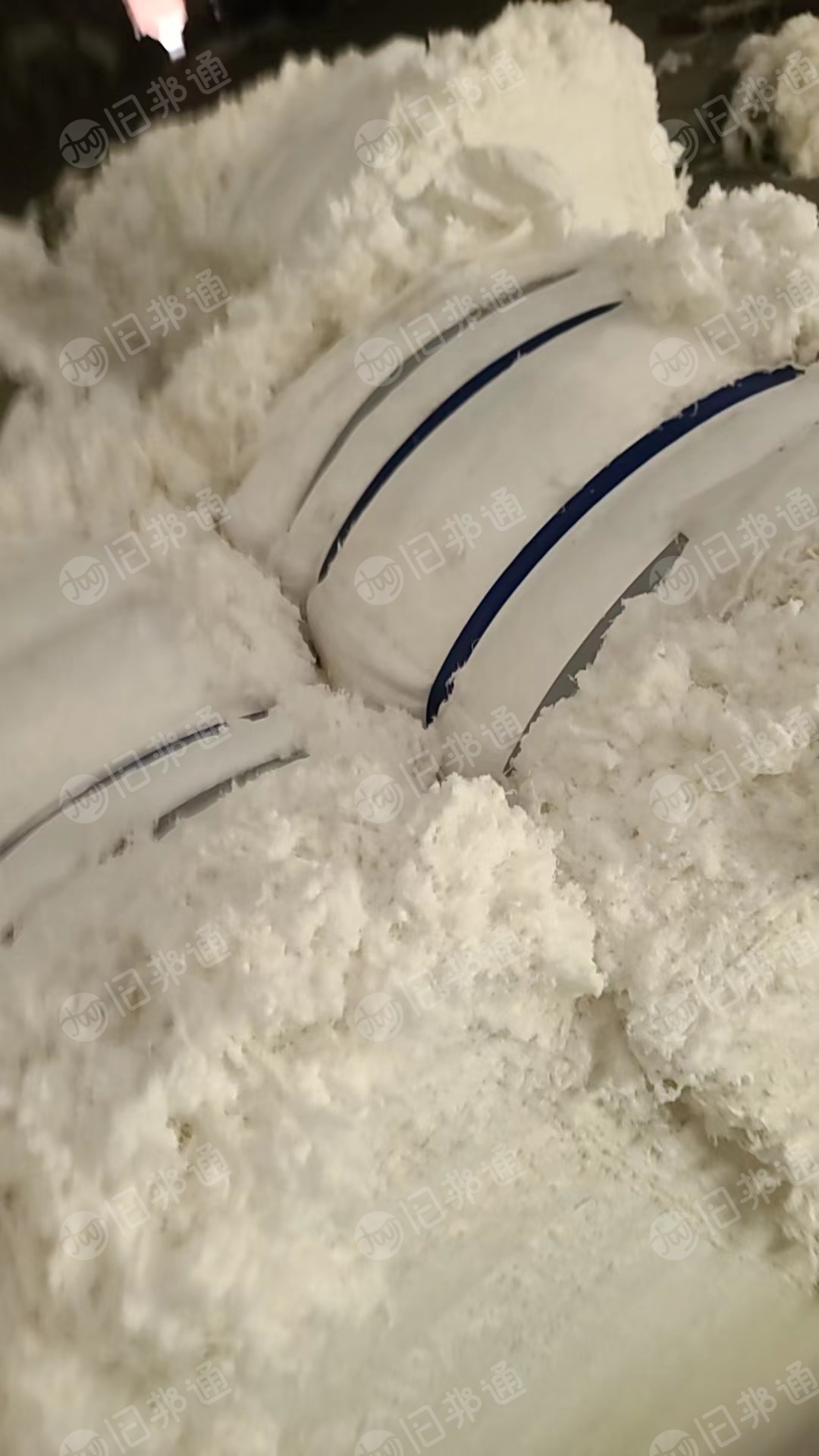 长期出售脱过水的氨纶水丝，白色氨纶水丝，100d,含水20%左右，月供60-70吨，货在江西九江