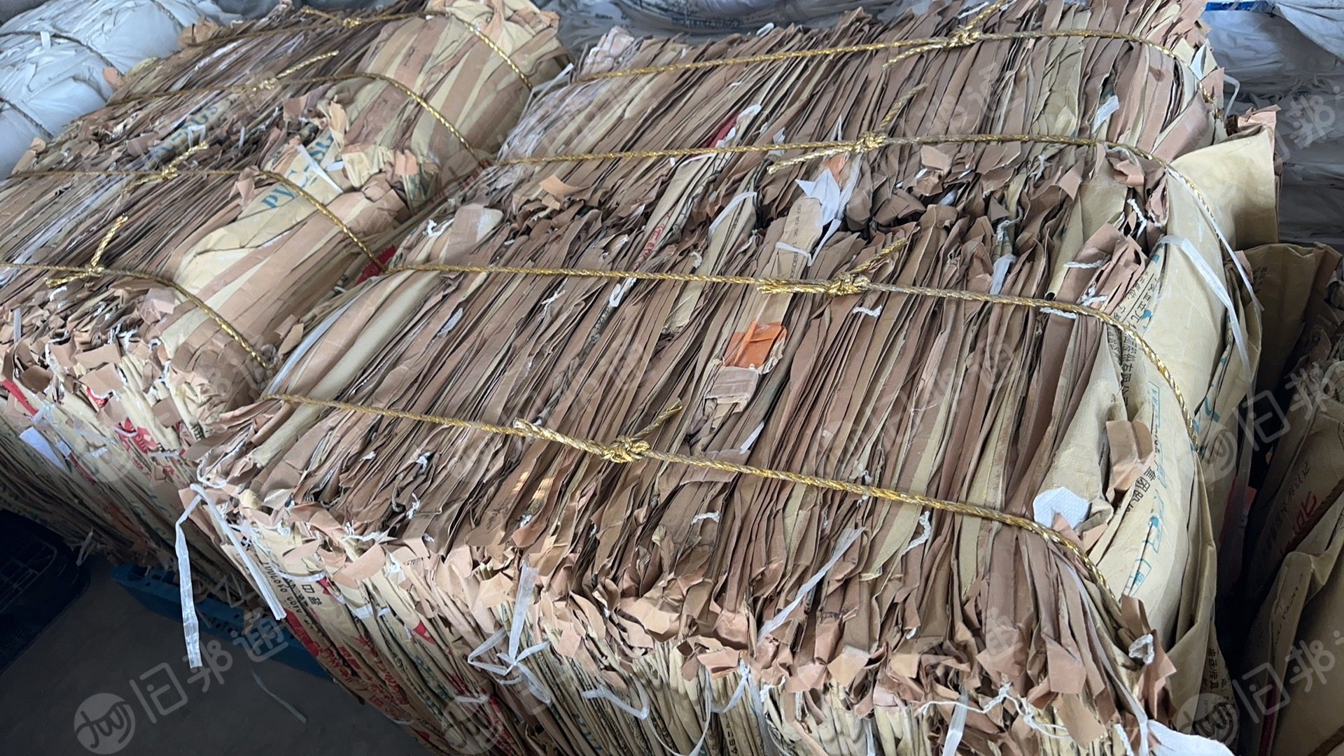 长期出售打包好的牛皮纸塑袋,电分离用
