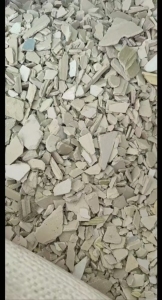 长期出售PVC大小管破碎料