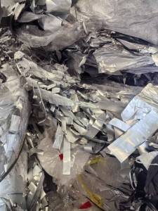 出售电池铝箔，含铝55-60左右，月供100吨