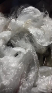 长期出售水洗缠绕膜废料，含一级高压膜，占比20左右，现货10吨左右