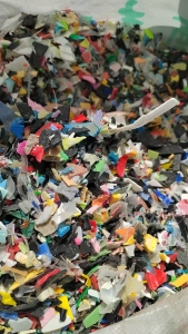 长期出售全漂花丙破碎料 ，清洗甩干