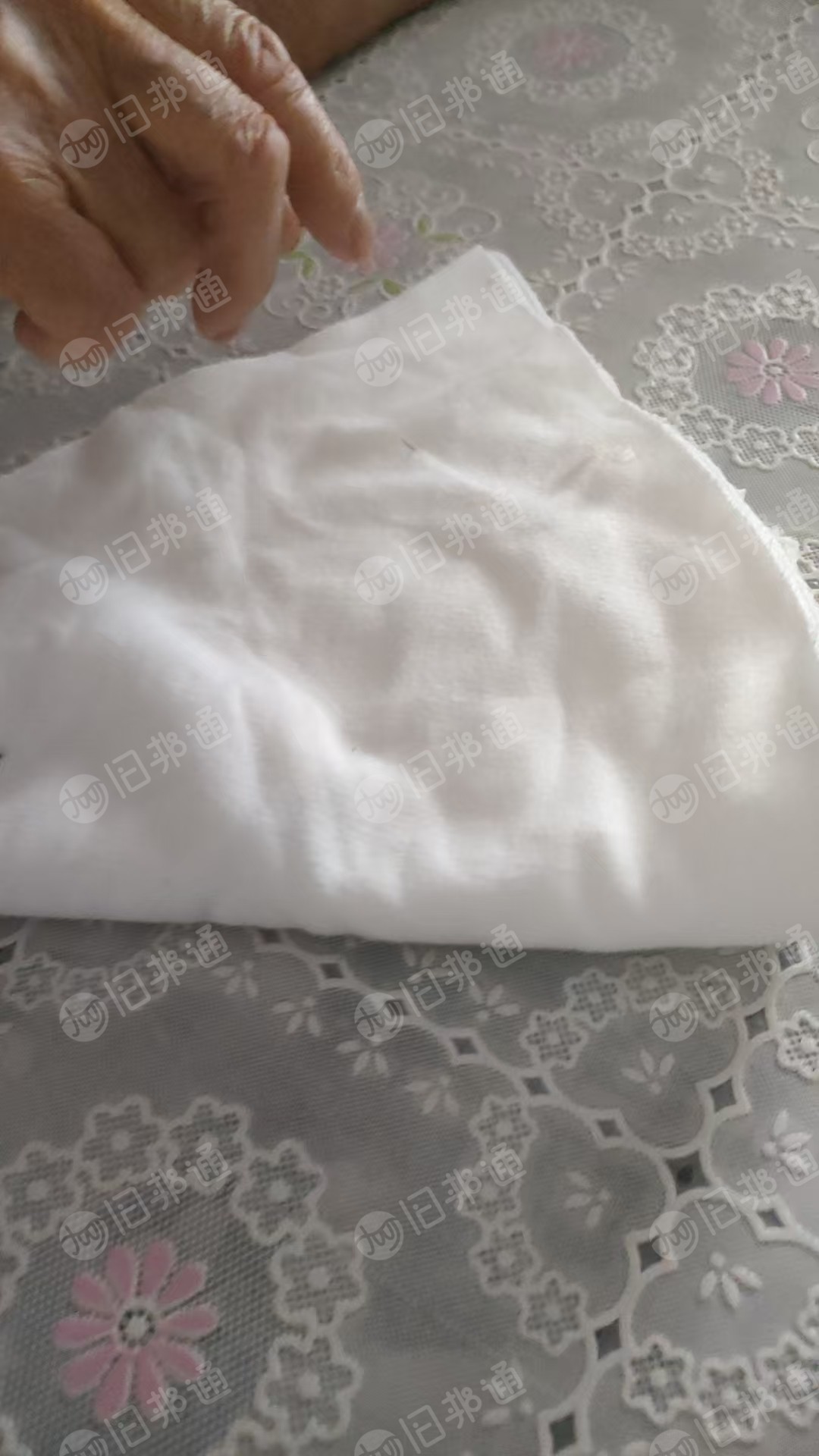 出售纯棉针织废布，白色，浅色，黑色都有分拣，月供百来吨