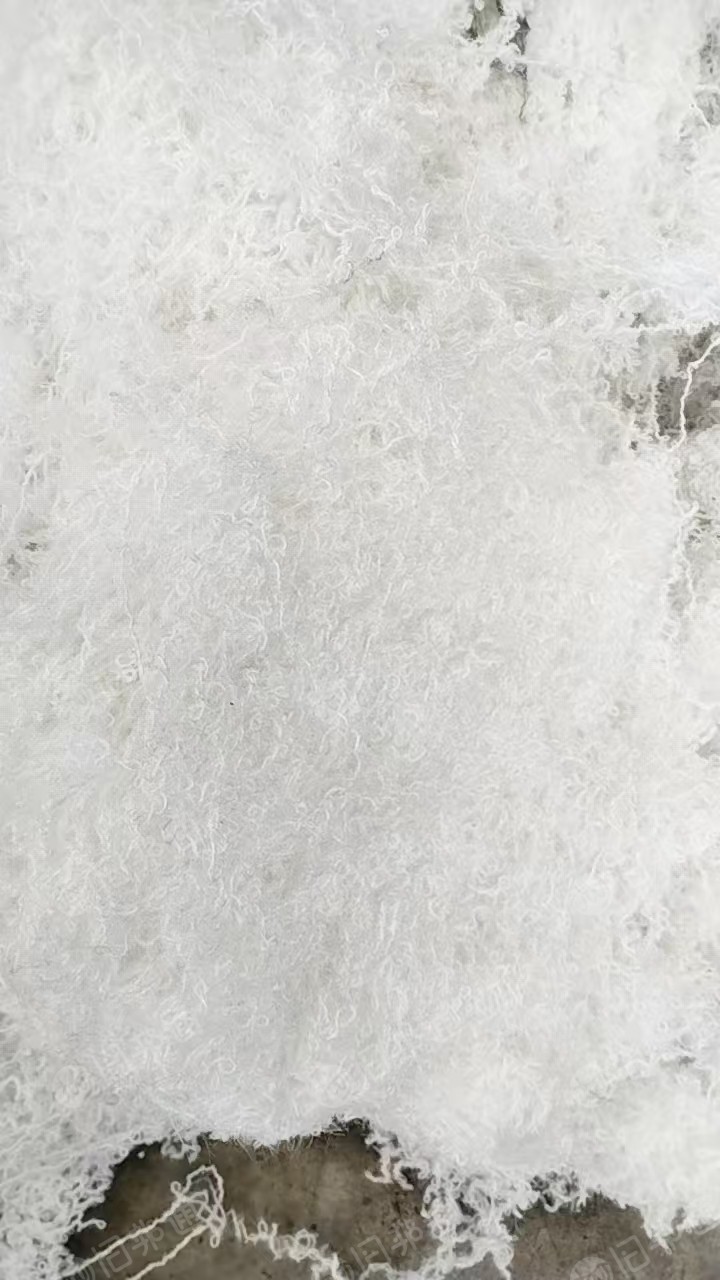长期出售涤纶水丝，涤纶长丝涤纶弹丝，也有锦纶水丝氨纶水丝，每个月100多吨，货在河南信阳