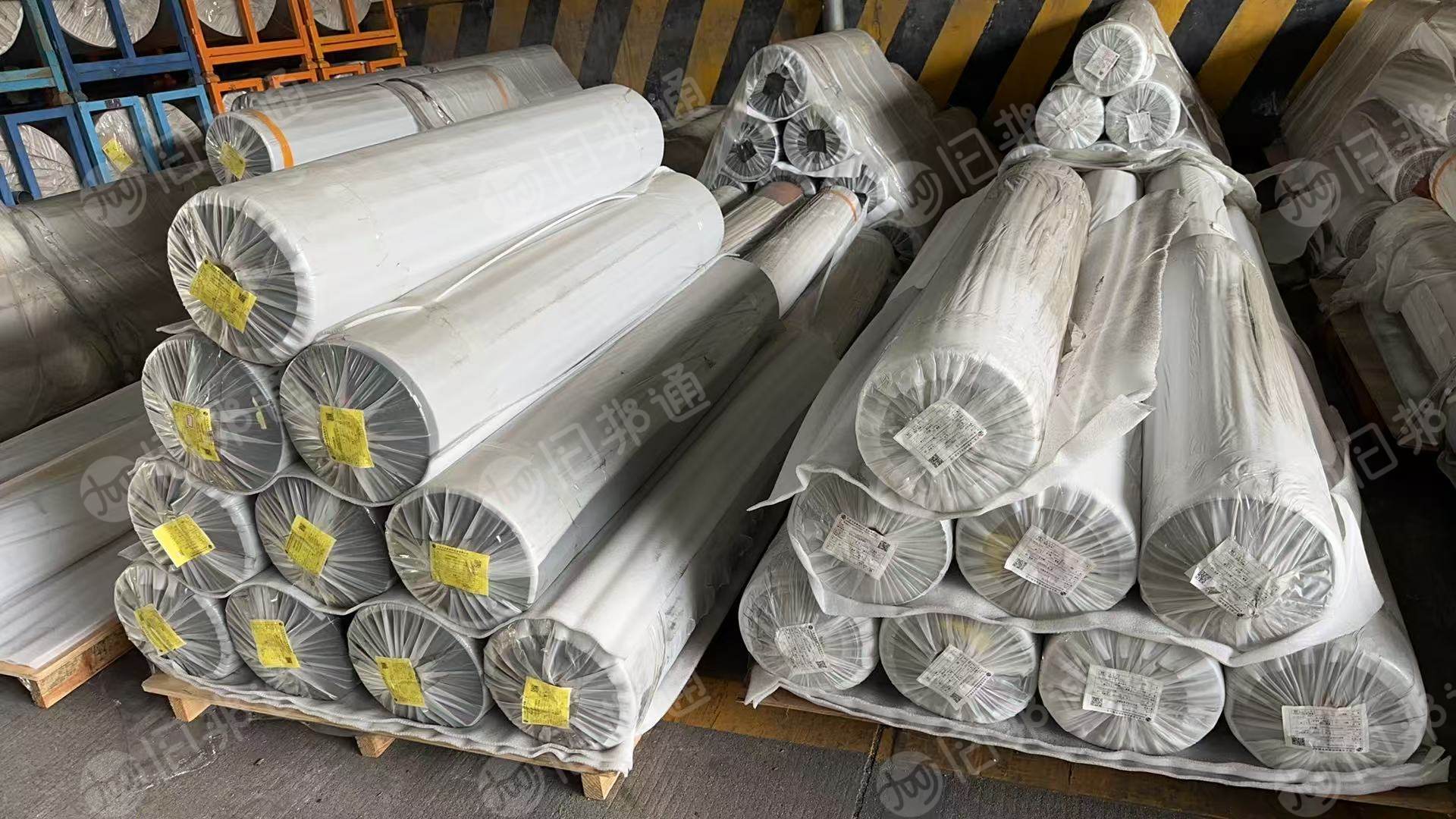 出售汽车座套料PVC人造革卷材，二等品，现货30吨