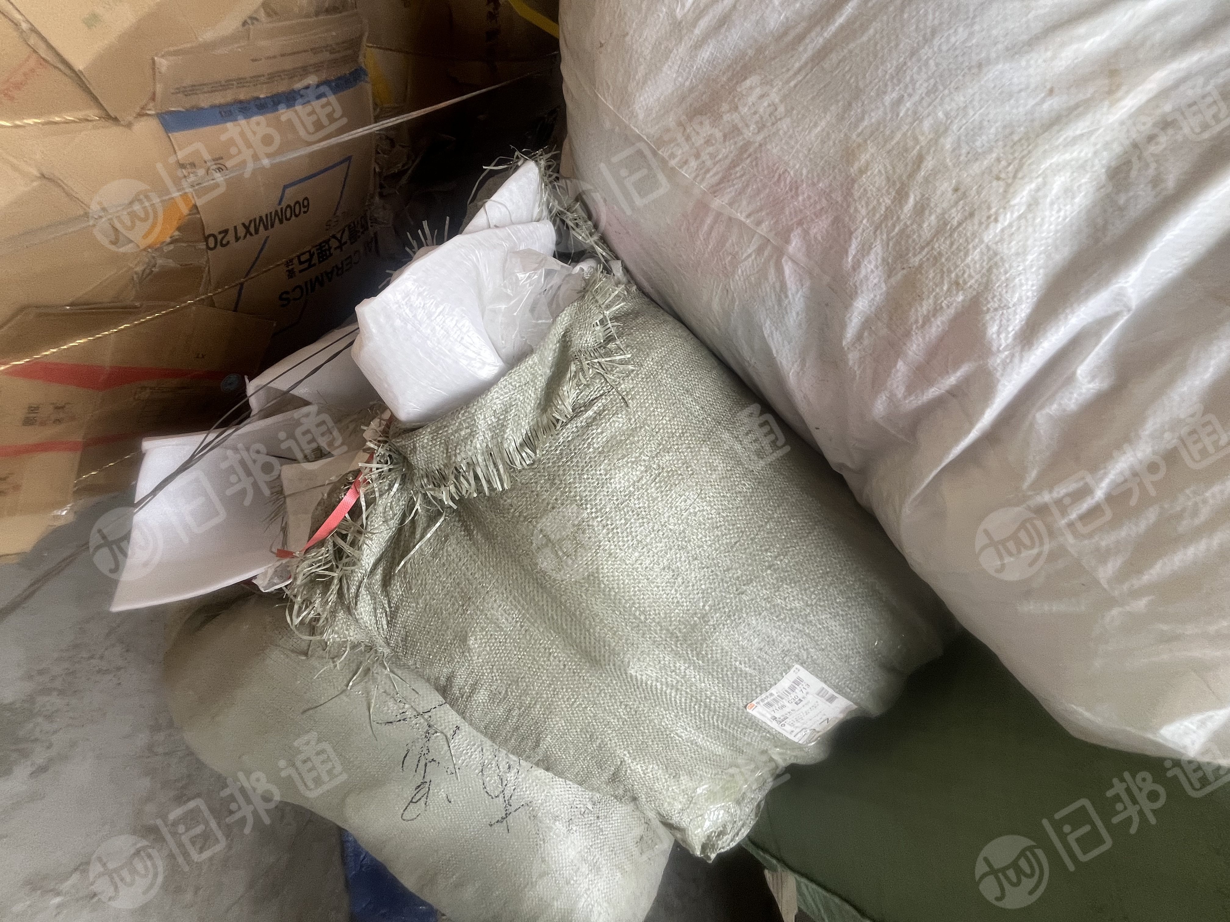出售塑料杂膜，可炼油，可造粒