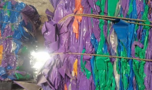 出售中温PVC膜废料，中性PVC膜废料现货5吨