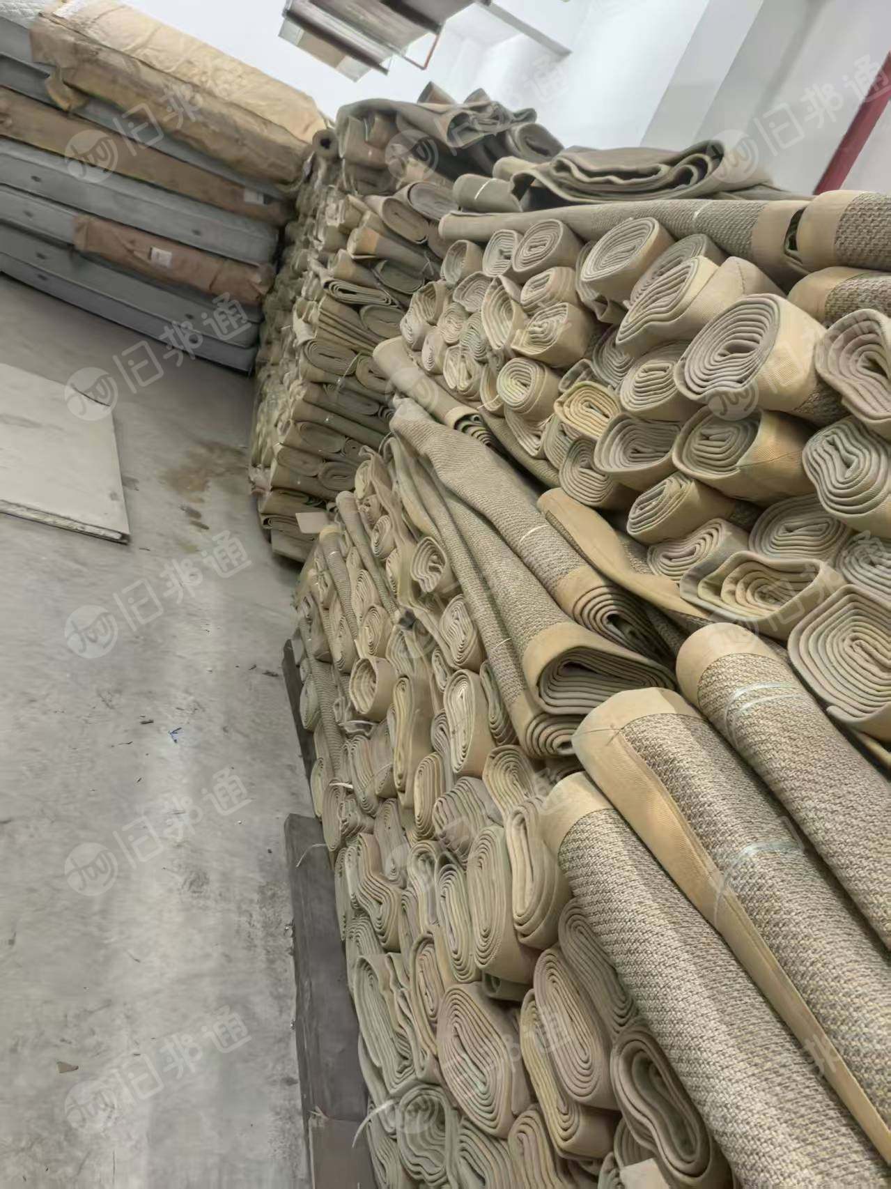 出售酒店下来的九成新地毯，库存地毯，宽2米，长3米，现货有1500张左右，货在海南海口