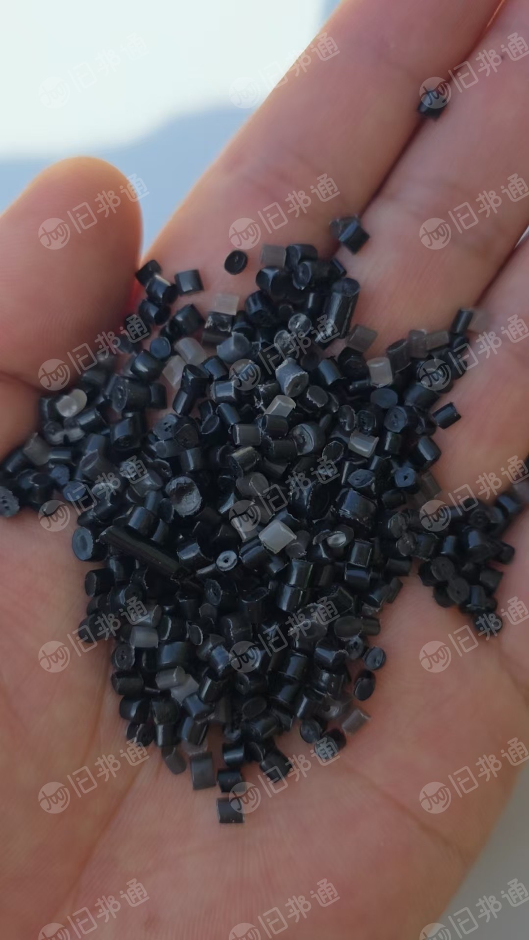 出珍珠棉黑料 黑白混搭，珍珠棉颗粒