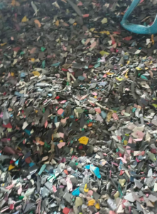 长期出售各种PC/ABS合金破碎料