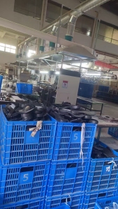 出售橡胶鞋底，月供35吨