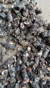 出售冷压PVC箱包革做的毛毛虫，PVC毛毛虫颗粒，现货一百多吨