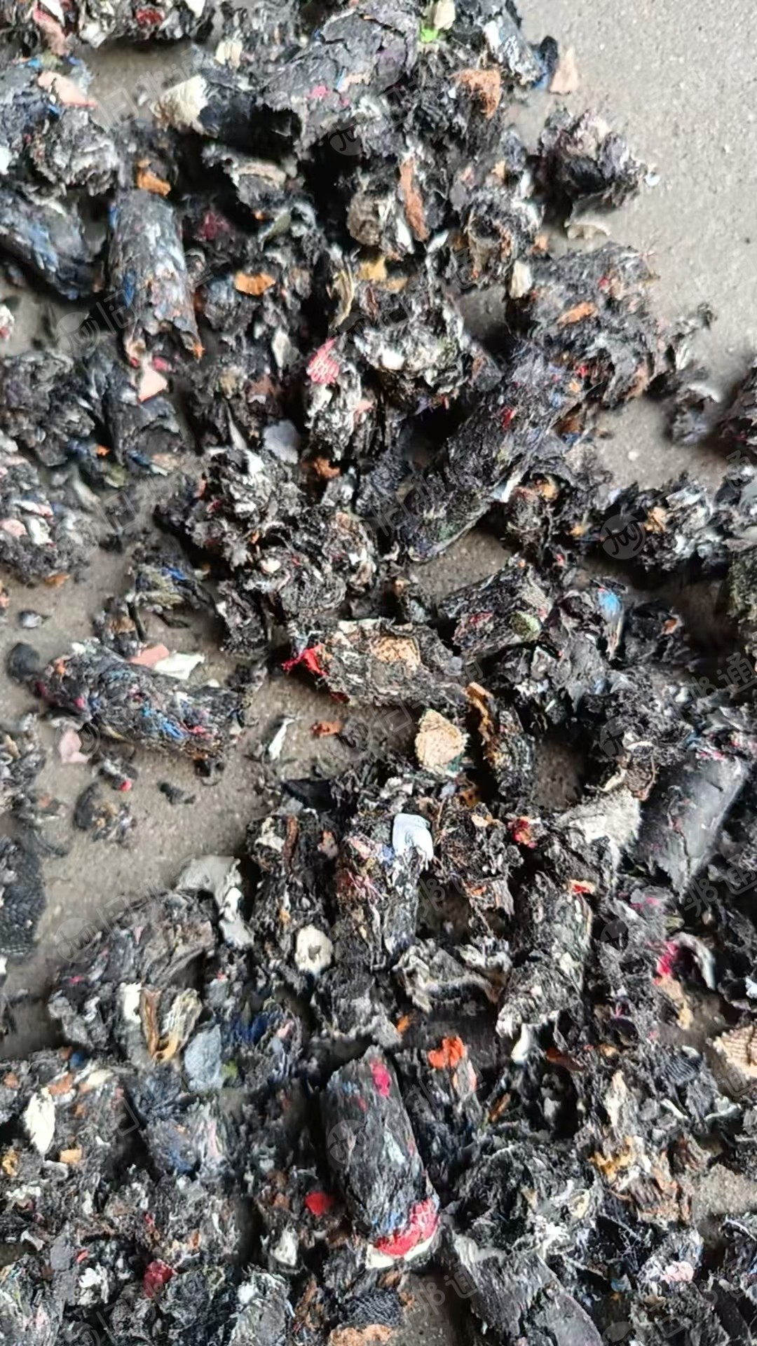 出售冷压PVC箱包革做的毛毛虫，PVC毛毛虫颗粒，现货一百多吨