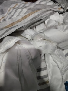 长期出售废棉布，棉布，开花料，有白色和浅色，货在吉林松原