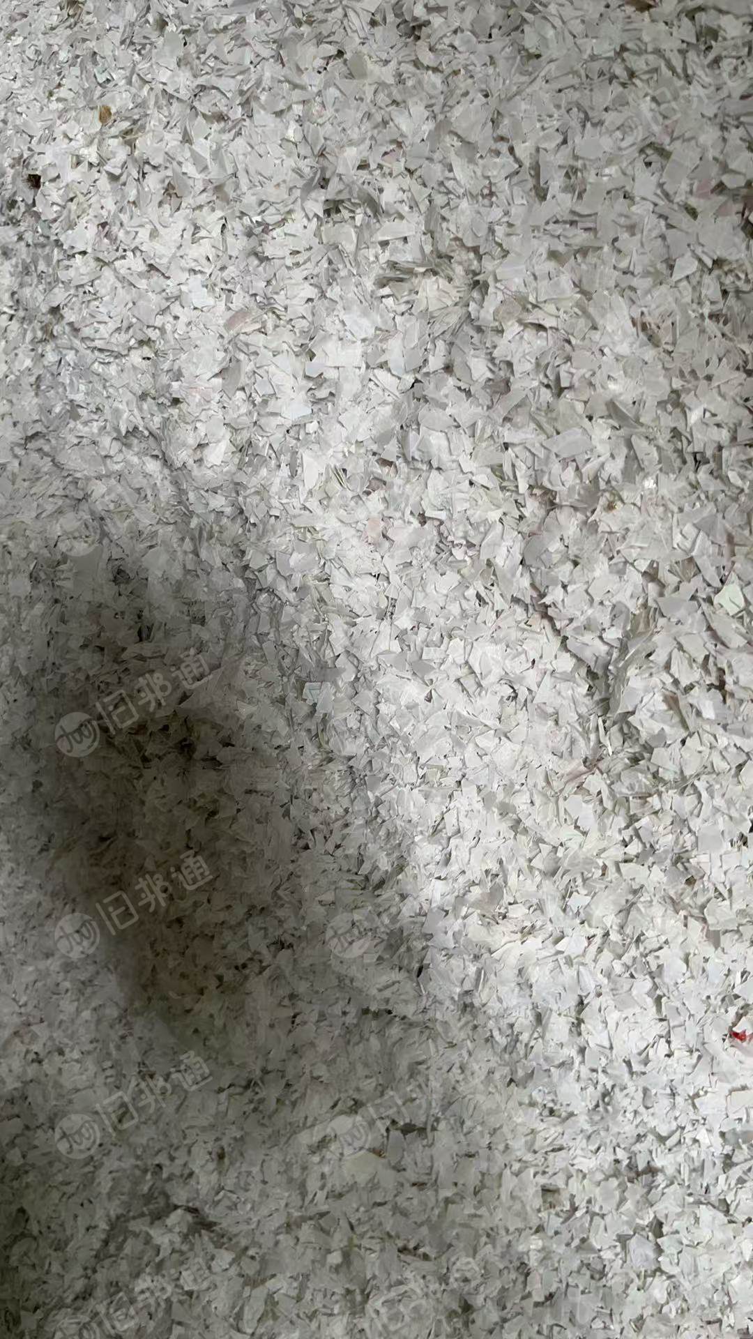出售PVC灯罩破碎料，奶白色PVC吸塑片破碎料，硬质PVC料，长期有货