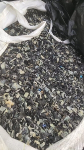 出售油箱破碎料,PE破碎料水粉的,月供60吨